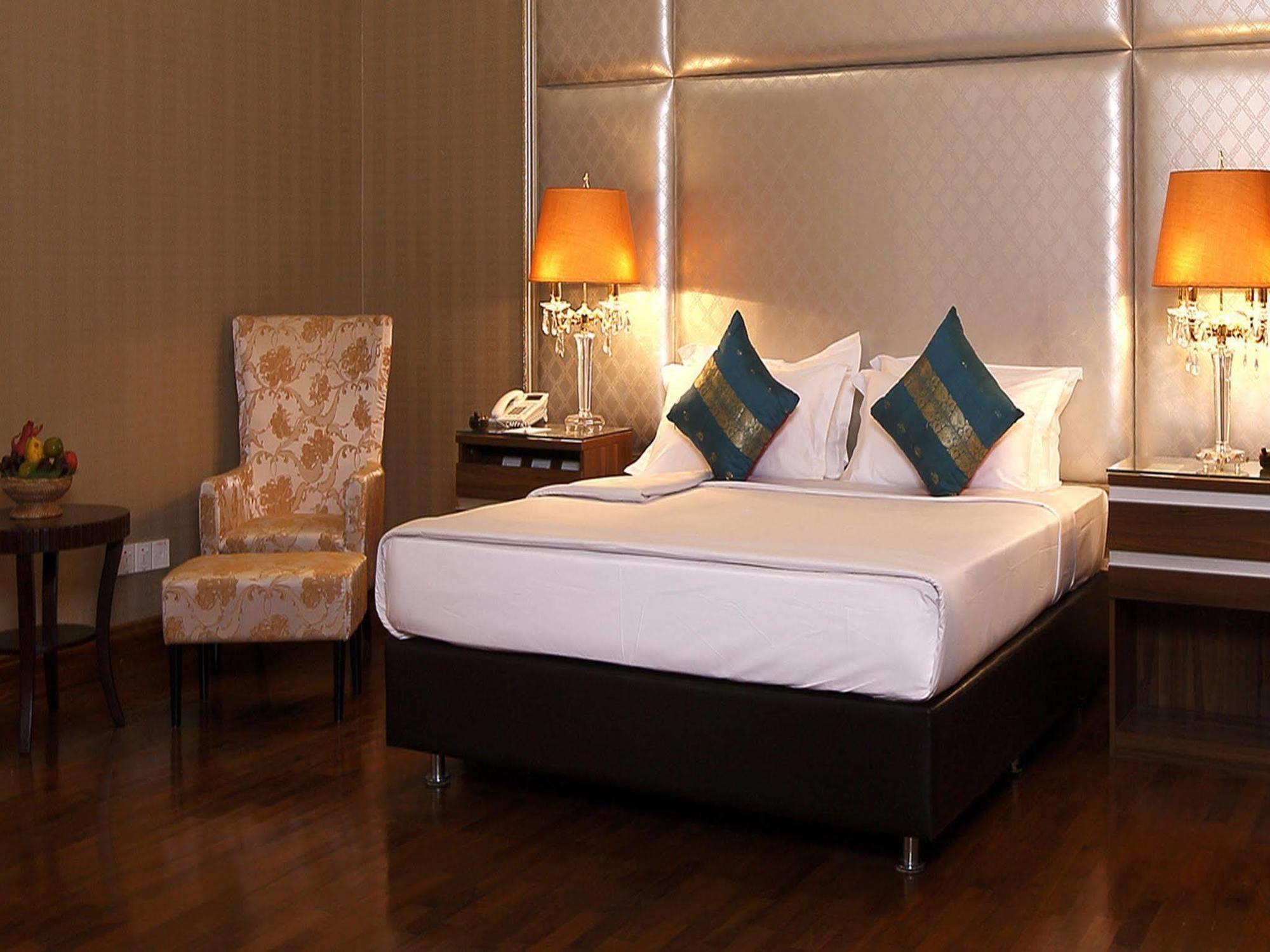 Horizon Lake View Resort Naypyidaw Kültér fotó